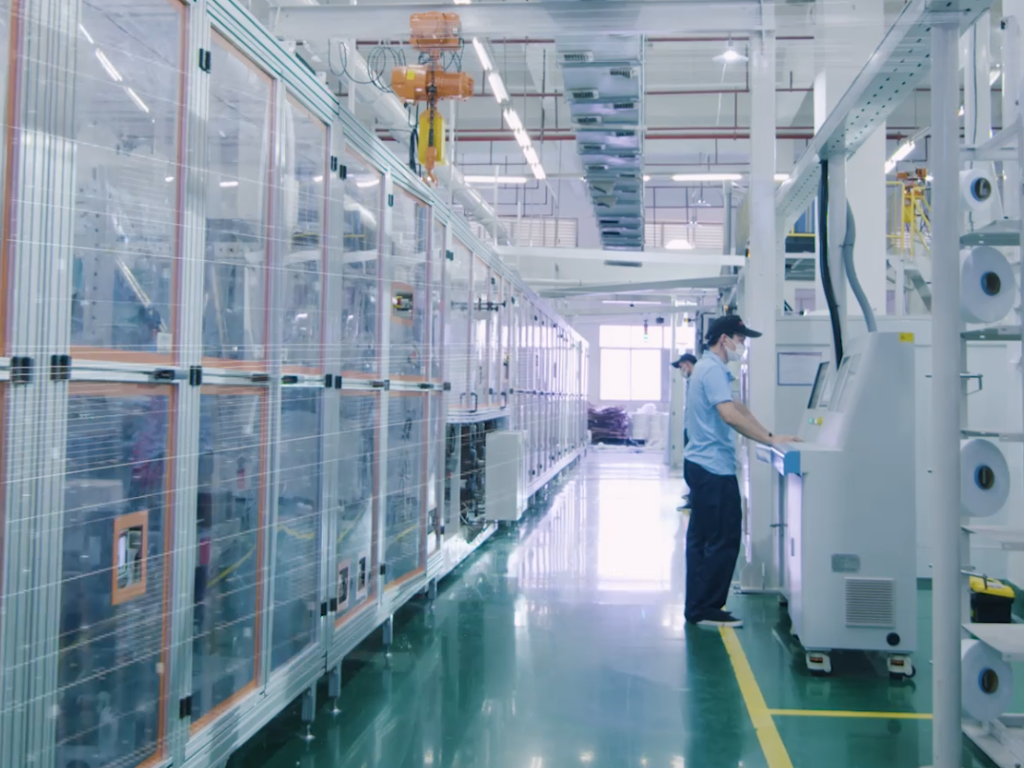 diaper manufacturer with clean production line and professional machine