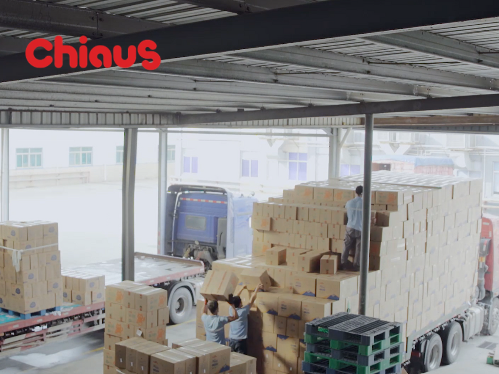 Chiaus Wholesale diapers Supplier is transporting the global packages 