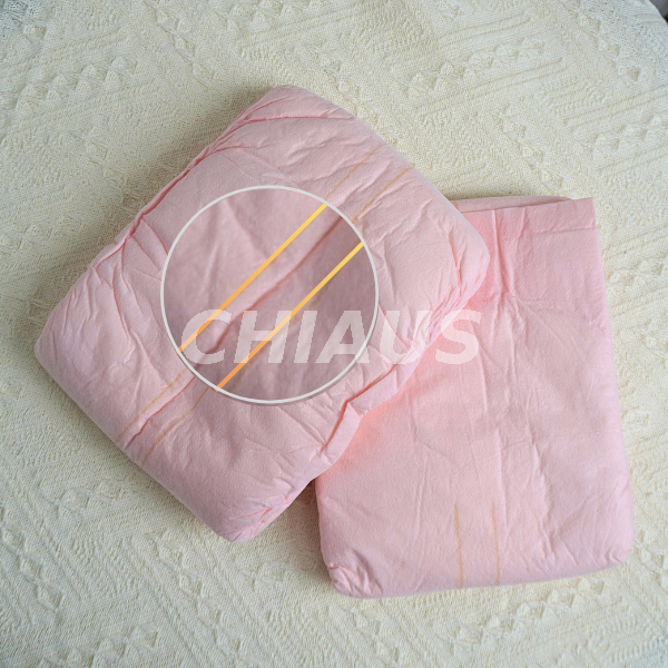 adult diapers with 2 wetness indicators