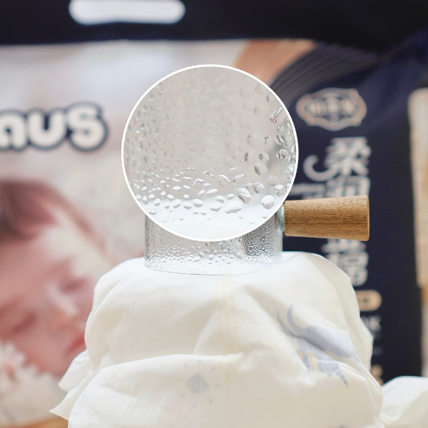 breathable baby diapers with 10,000+ breathable micro pores